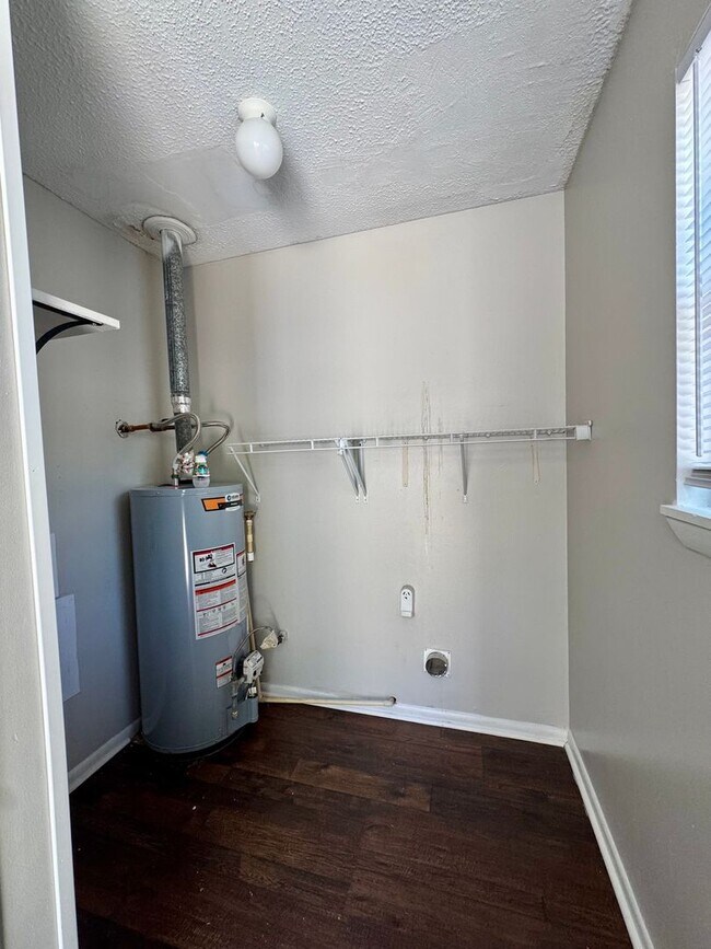 Building Photo - Cozy Living in a Quiet Augusta Community