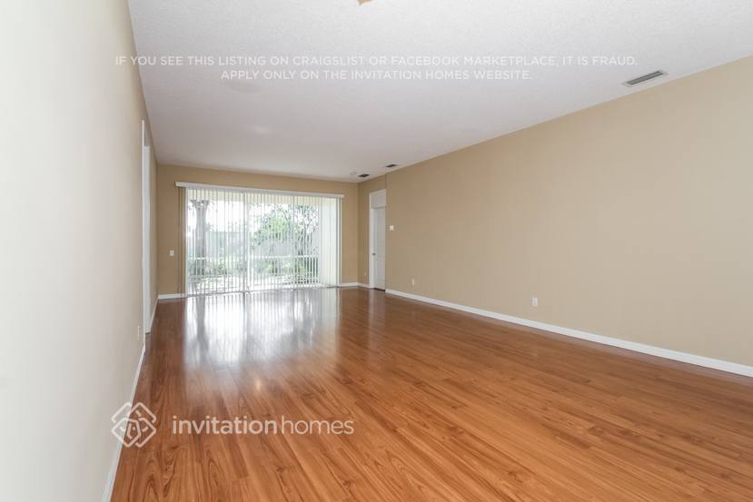 Building Photo - 362 Fareham Dr