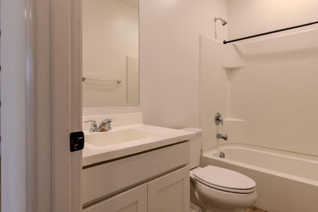 Building Photo - 11248 E Unger Ave