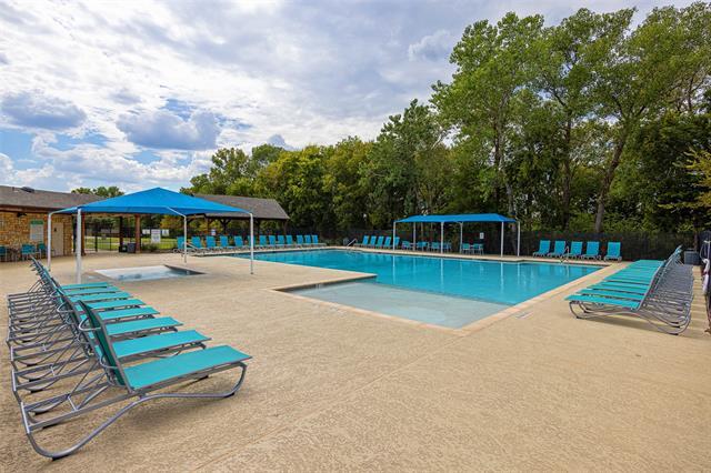 Building Photo - 532 Thompson Dr