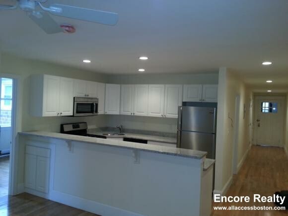 Building Photo - 56 Egmont St