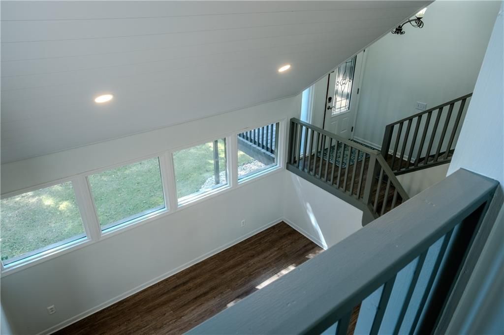 Building Photo - 8025 Cedar Cove