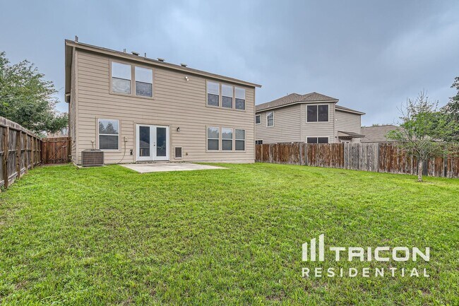 Building Photo - 124 Angus Way