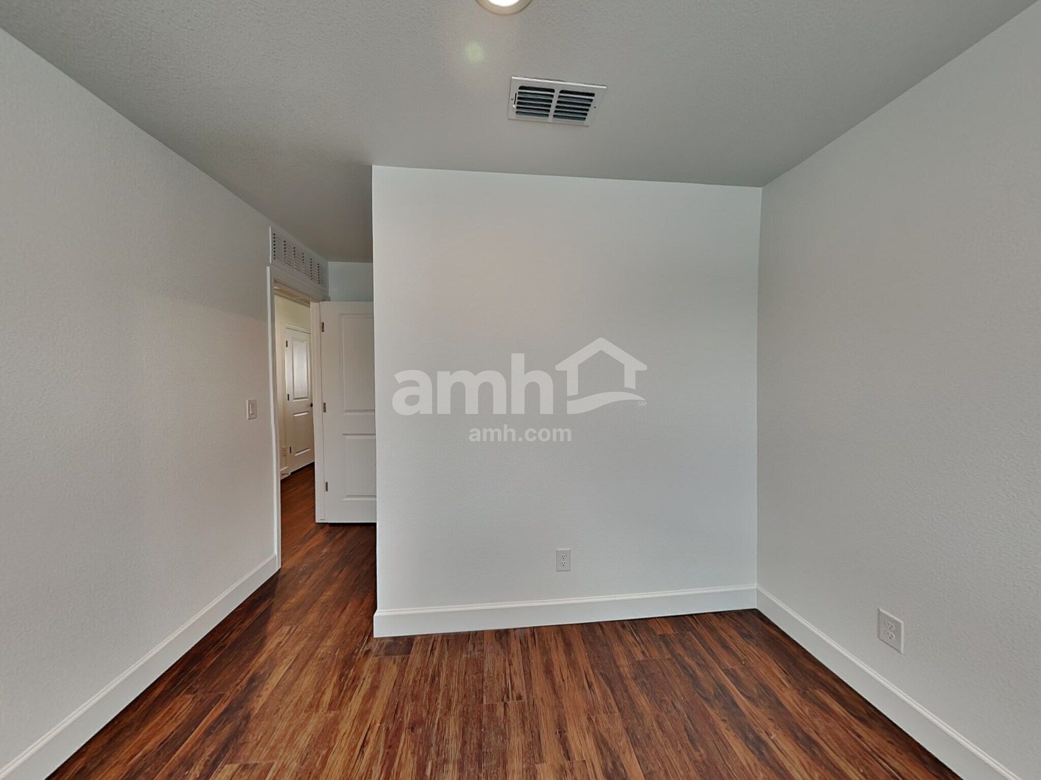 Building Photo - 17130 Puget Ave