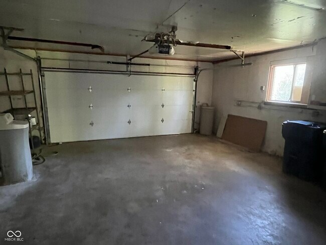 Building Photo - 3751 W 97th St