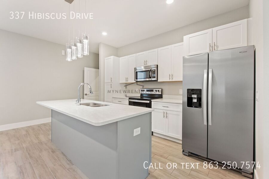 Building Photo - 337 Hibiscus Dr