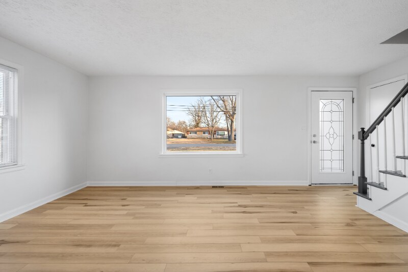 Building Photo - 6508 South Dr