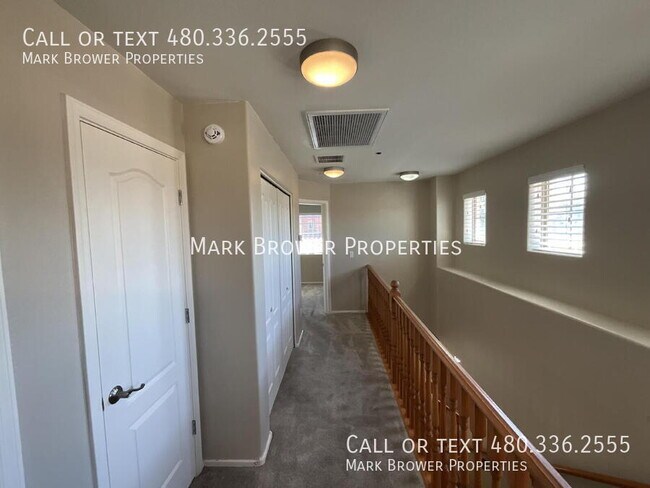 Building Photo - 2751 E Bart St