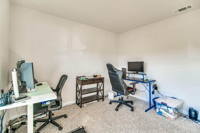 Building Photo - 4385 White Birch Ct