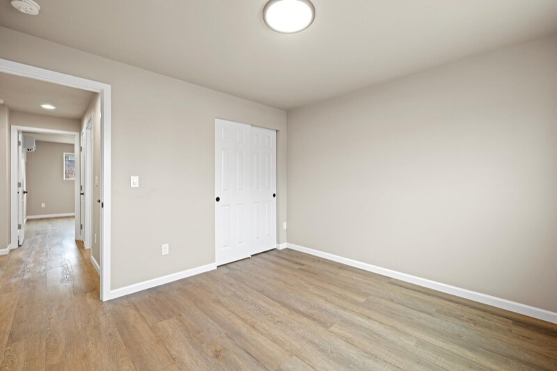 Building Photo - 1119 N Buchanan St