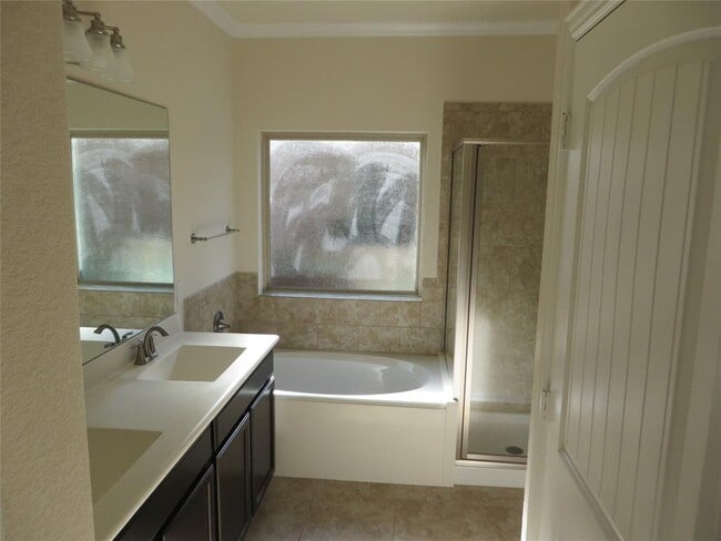 Building Photo - 1220 Gaviota Ln