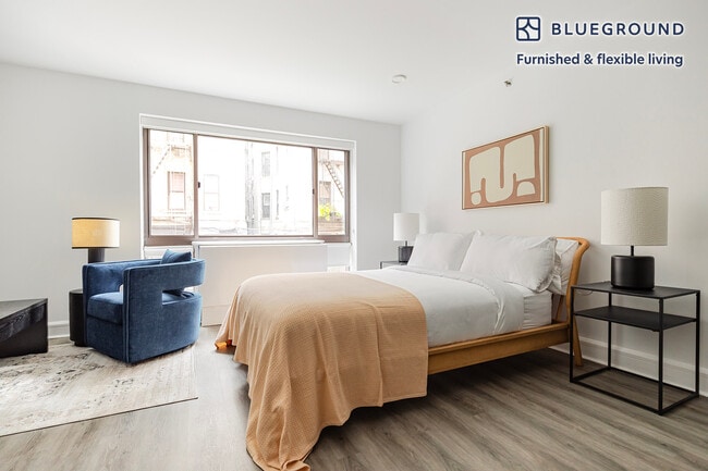 Building Photo - 311 W 50th St