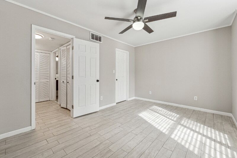 Building Photo - 434 McGill Pl NE