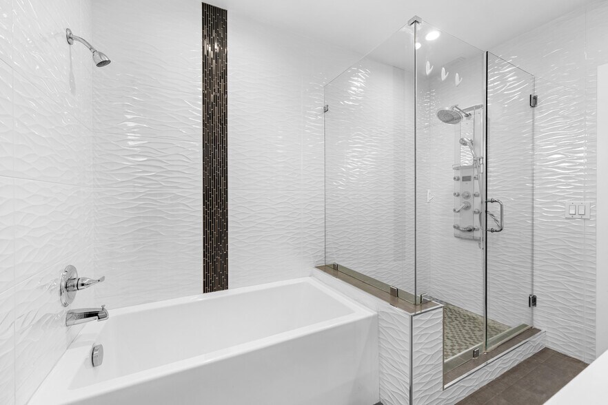 Building Photo - 1016 Linden Ave