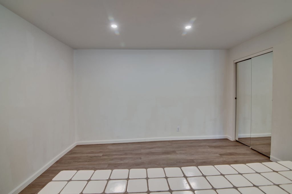 Building Photo - 641 N Martel Ave
