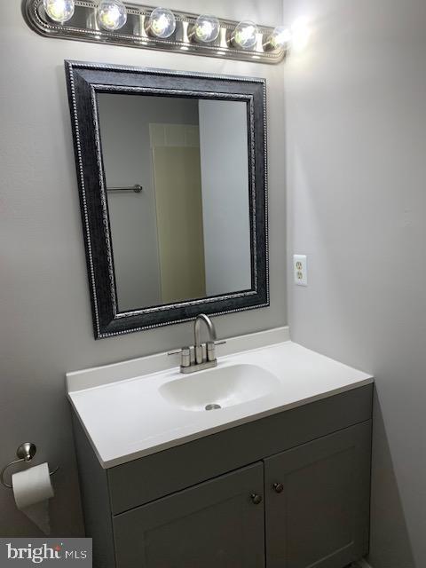 Building Photo - 8717 Forest Glen Cir