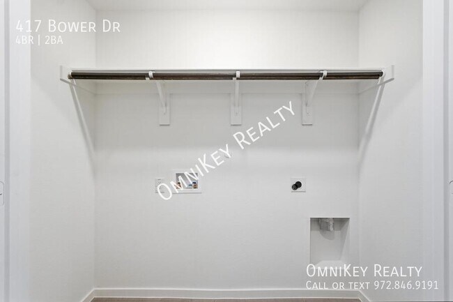 Building Photo - 417 Bower Dr