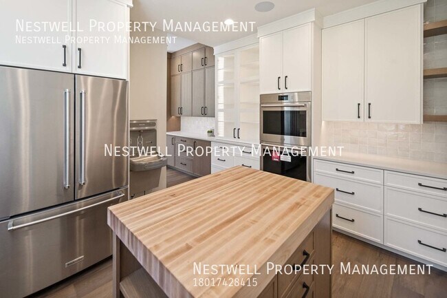 Building Photo - Brand New Luxury Home in Woodland Hills