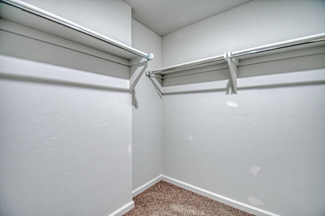 Building Photo - New Construction in Varenna Landing! Storm shelter and lawn care included!