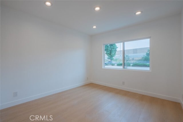 Building Photo - 7734 N Glenoaks Blvd