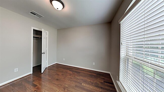 Building Photo - 21603 Palaramo Ct