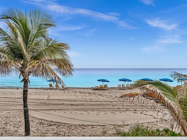 Building Photo - 2030 S Ocean Dr