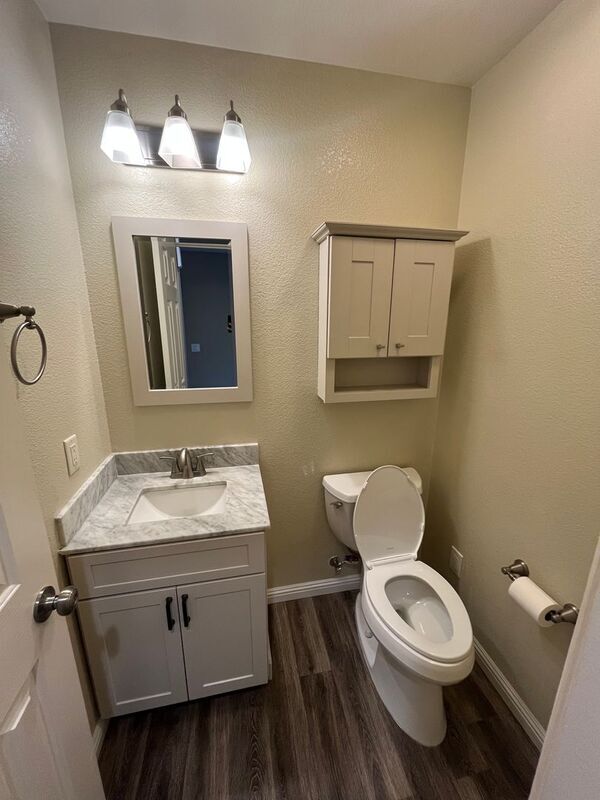Building Photo - 39265 Eternity Ln