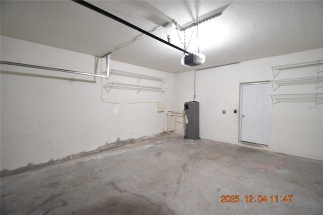 Building Photo - 6737 Eagle Feather Dr