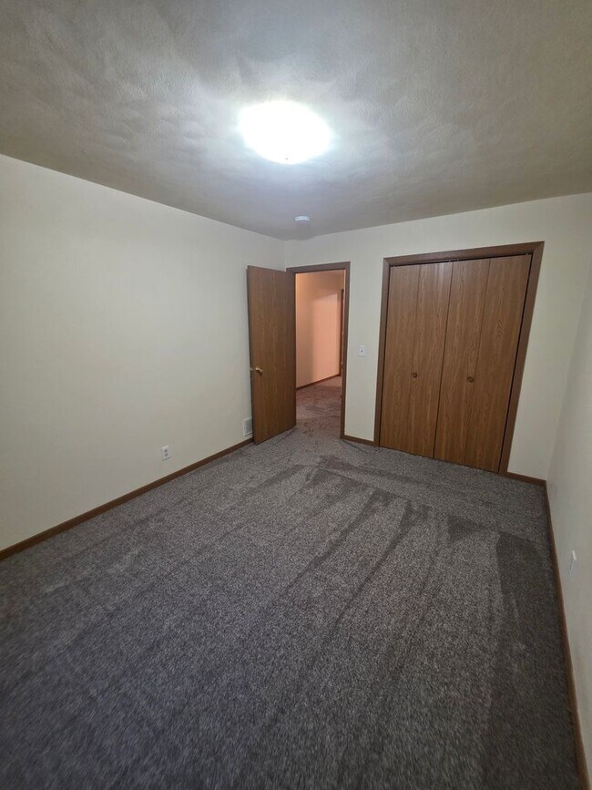 Building Photo - 515 Bienterra Trail