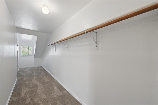 Building Photo - 1805 Southwicke Dr