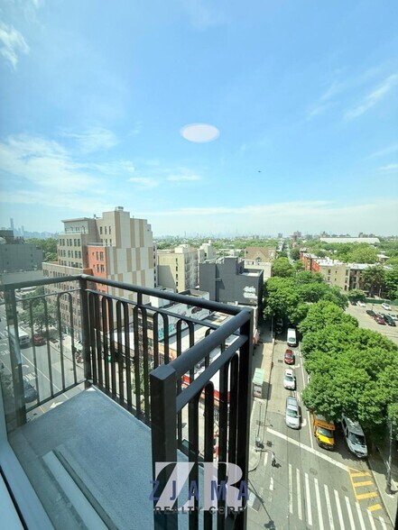 Building Photo - 1584 Fulton St