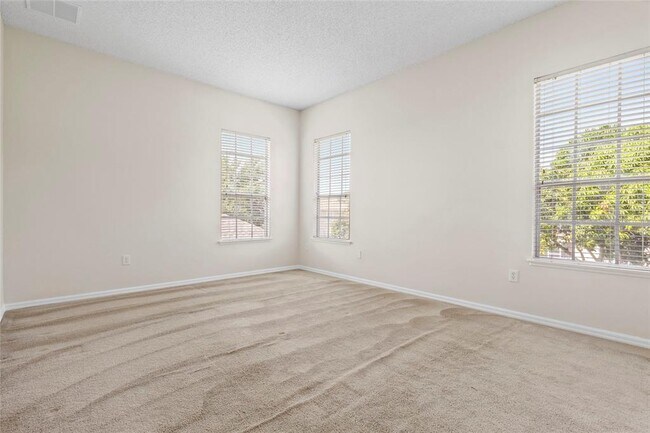 Building Photo - 1231 Darnaby Way
