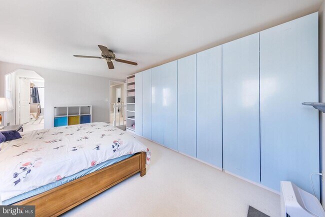 Building Photo - 980 Old Holly Dr