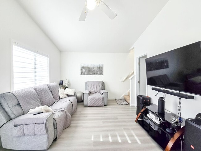 Building Photo - Berry Farms 3BD
