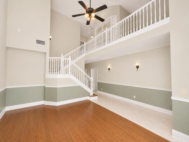 Building Photo - Beautiful Woodward Park 3/3 in Gated Community
