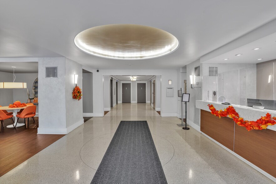 Building Photo - 4000 Tunlaw Rd NW