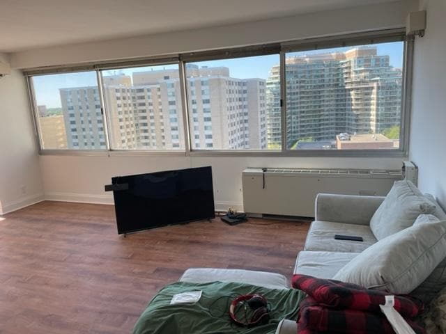 Building Photo - 4515 Willard Ave