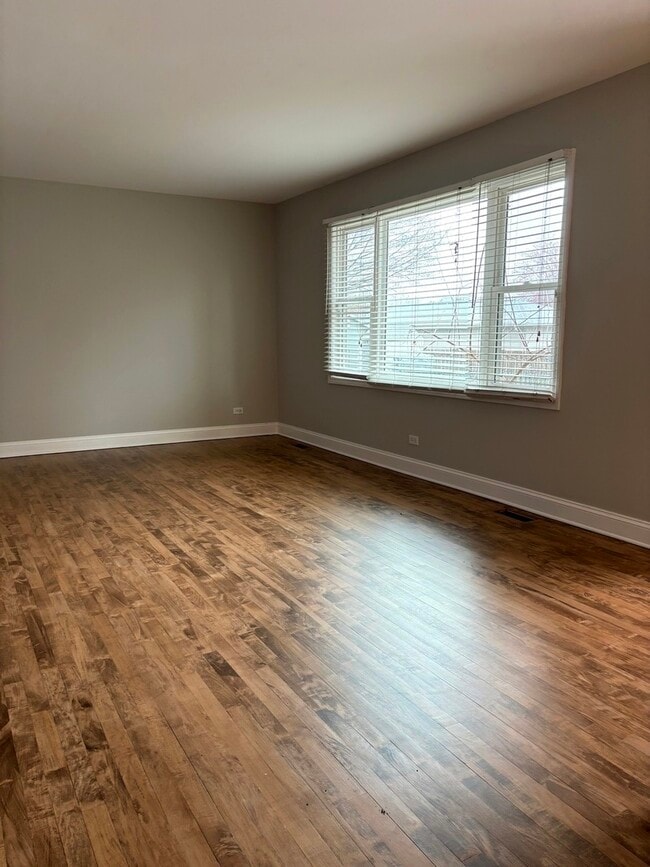 Building Photo - 1667 Hinterlong Ln