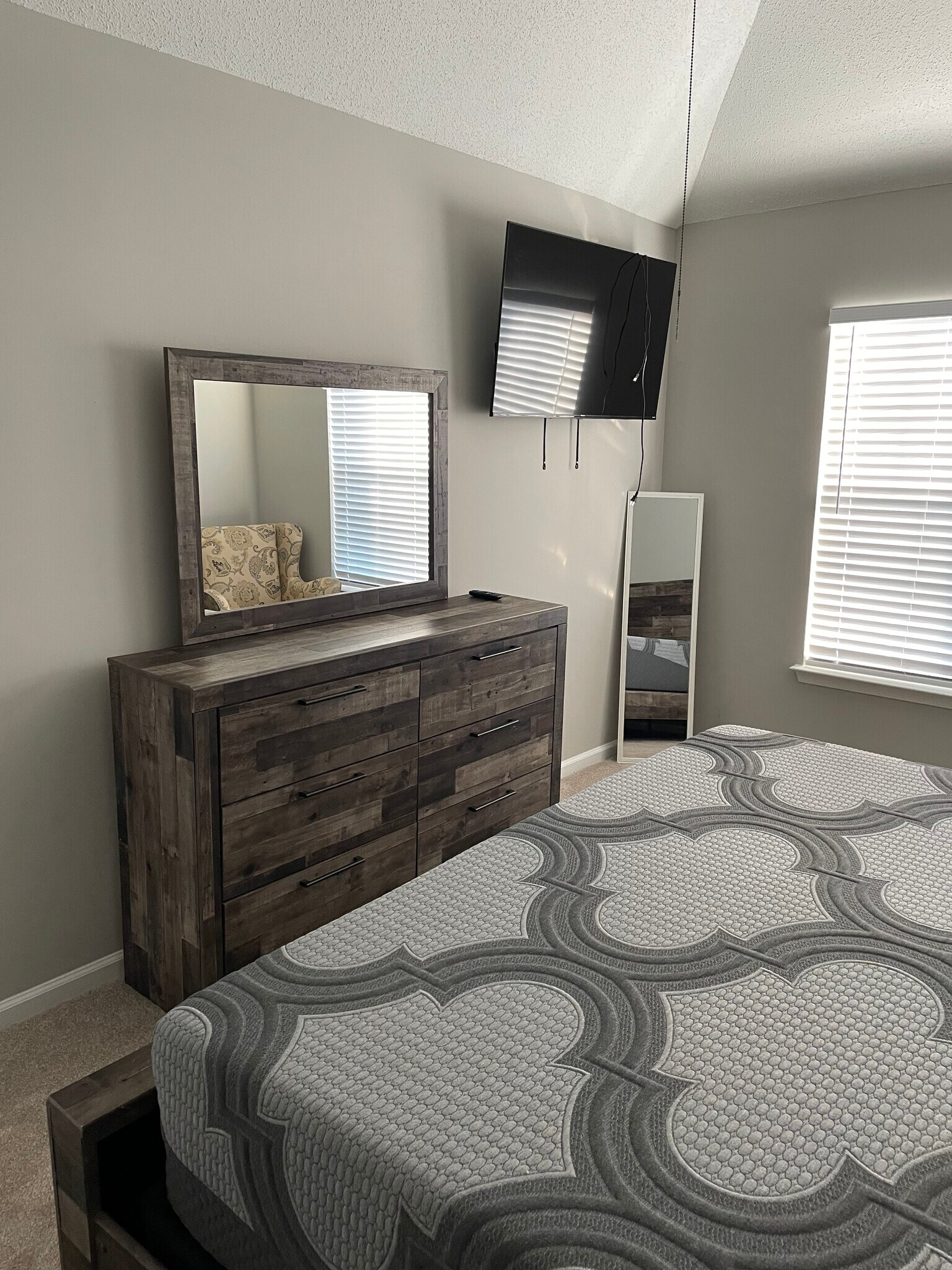Master Bedroom dresser/mirror - 904 Queens Way