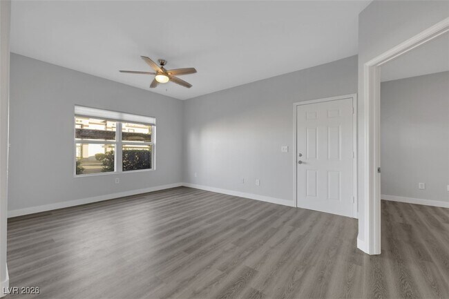 Building Photo - 7255 W Sunset Rd