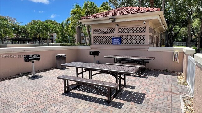 Building Photo - 15821 SW 104th Terrace