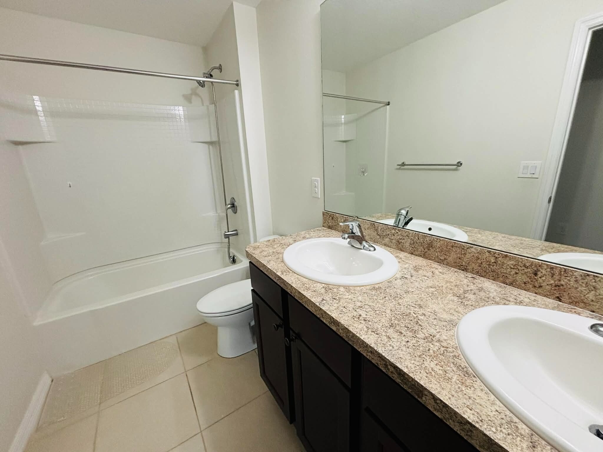 Building Photo - 110 San Carrara Ct