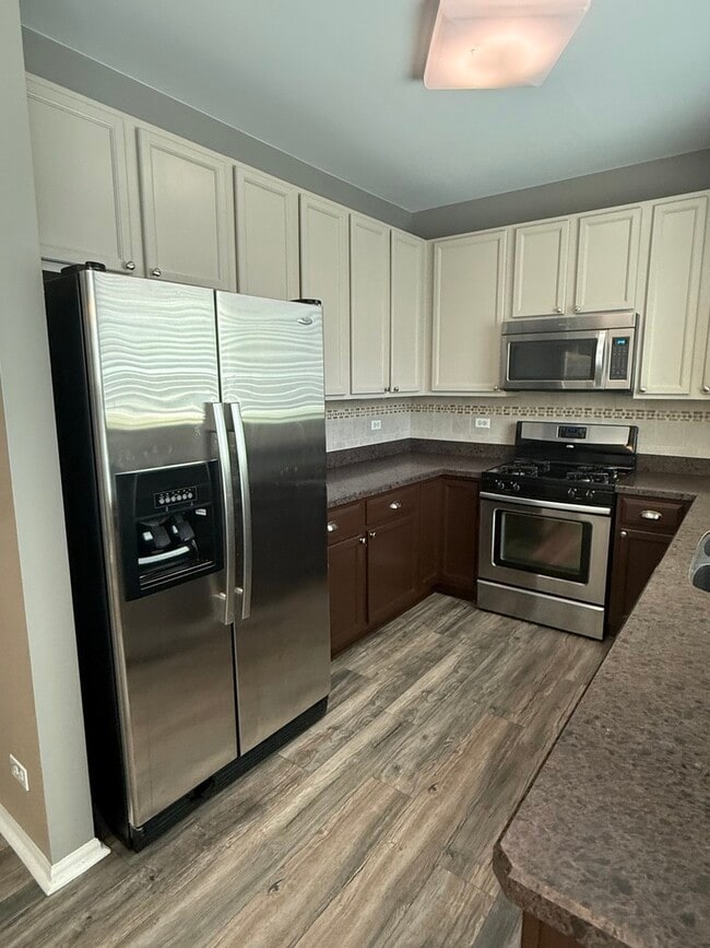 Building Photo - 2340 Hudson Cir