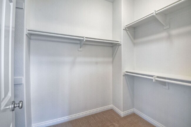 Building Photo - "Spacious 4-Bedroom Retreat in Rancho Carr...