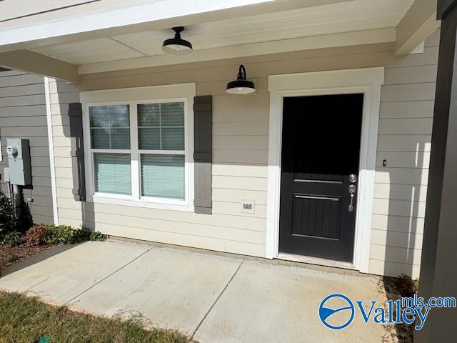 Building Photo - 123 Foster Wy Dr