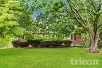 Building Photo - 402 Vixen Pl