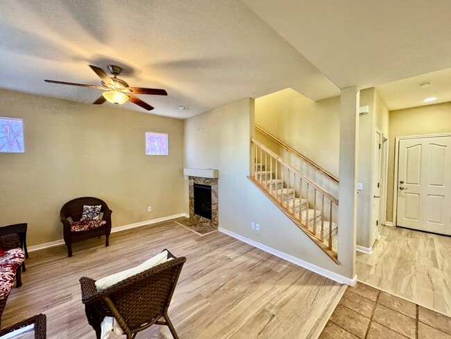 Building Photo - Located in a peaceful and well-maintained senior community, this spacious 3-bedroom, 3.5-bath Plu...