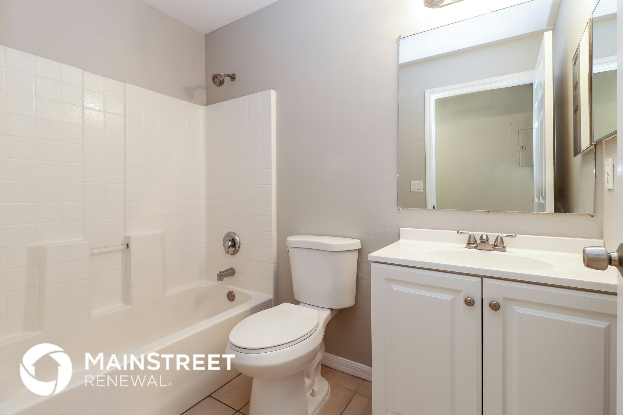 Building Photo - 5545 Fifth Ave