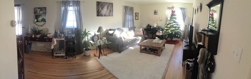 Bright - 6216 W 34th St