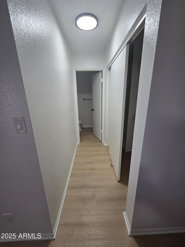 Building Photo - 97 N Cooper Rd